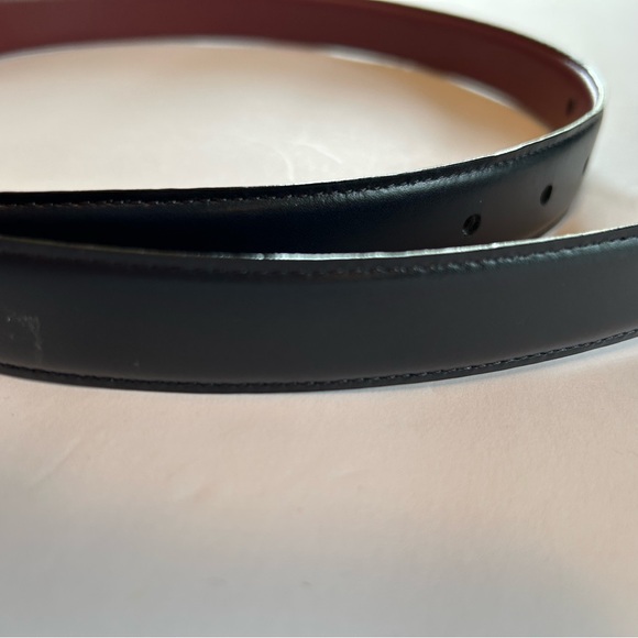 Ralph Lauren Leather Belt burgundy black 34” Silver Buckle reversible - Picture 4 of 11